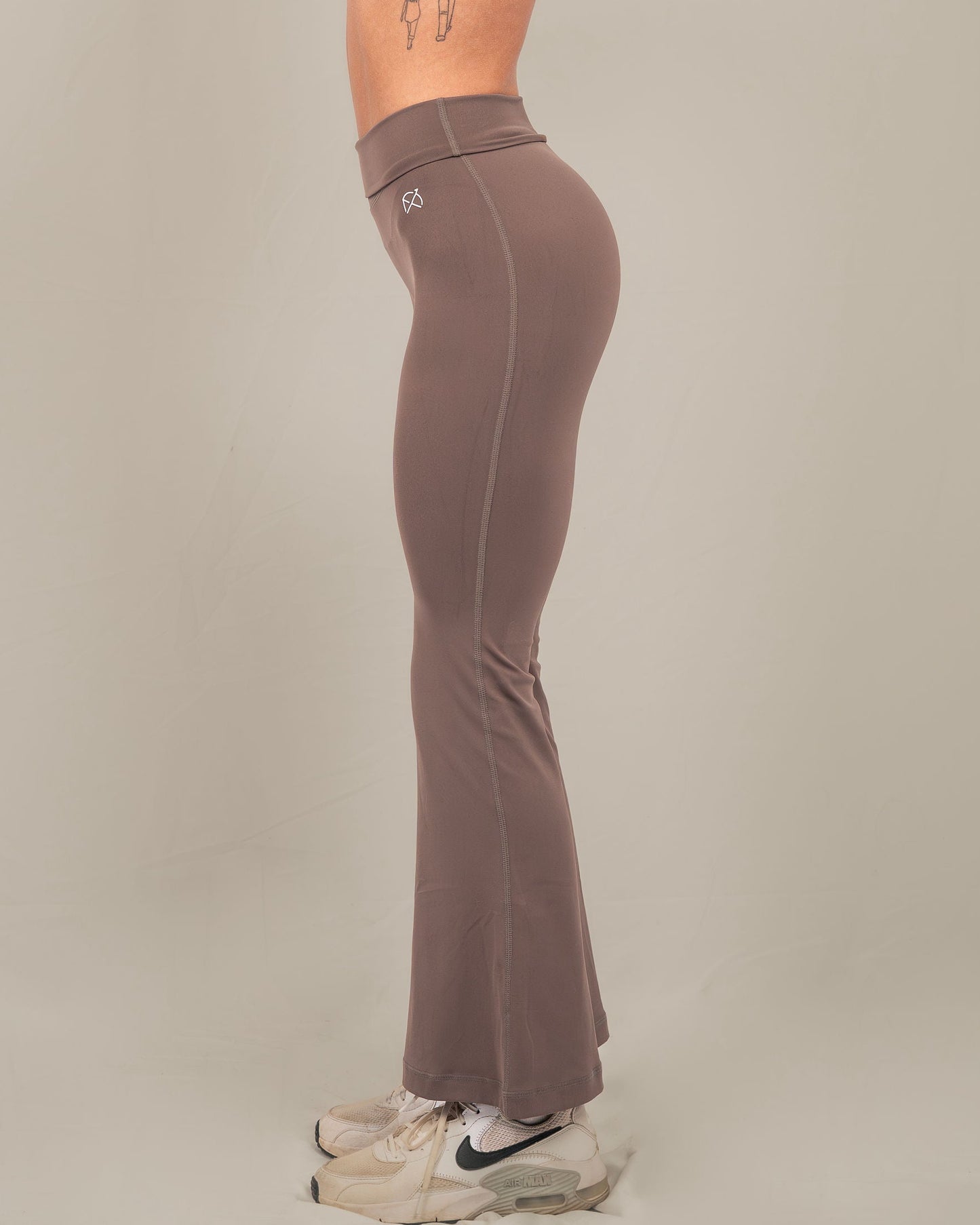 CloudMove Flared Leggings - short