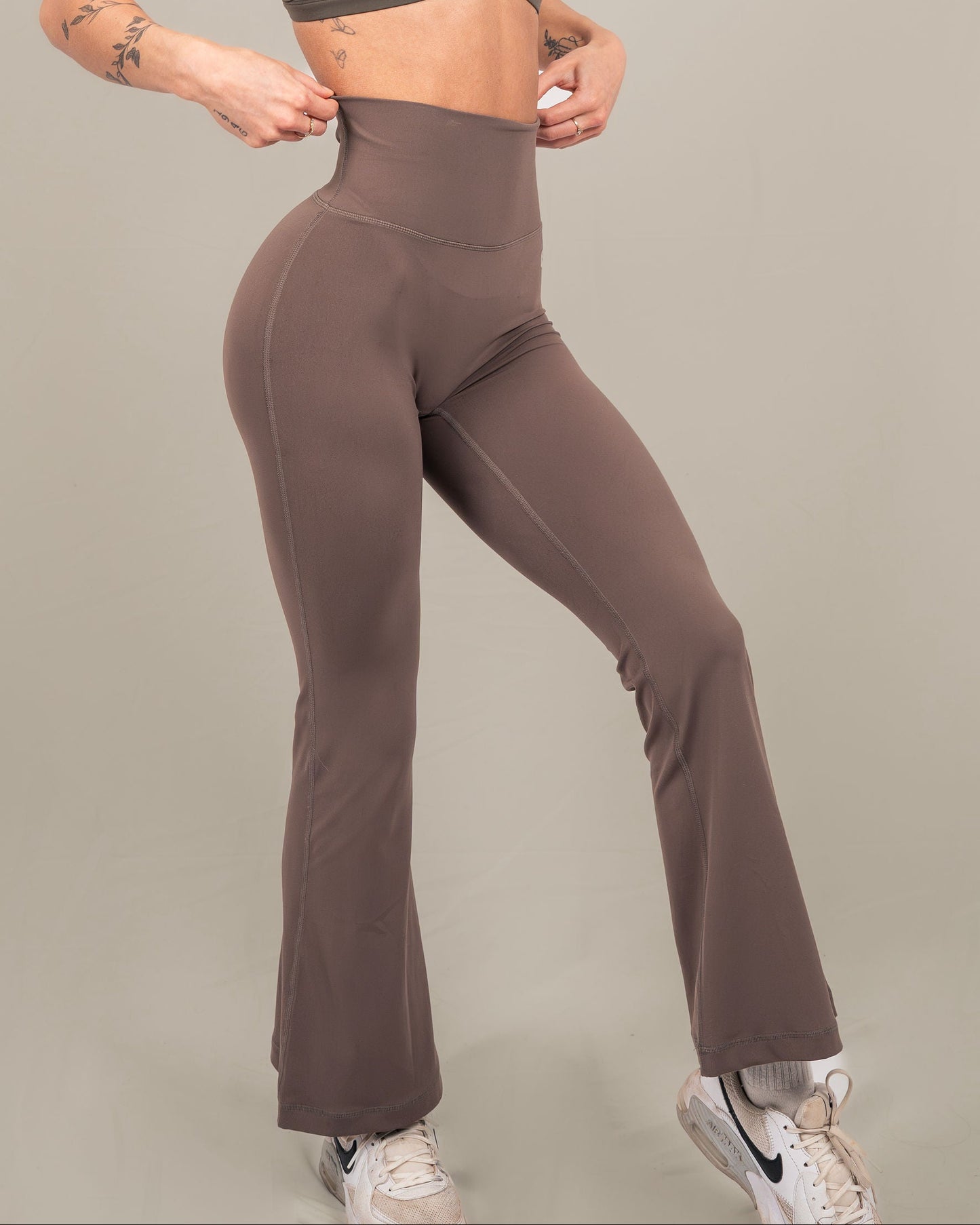 CloudMove Flared Leggings - short
